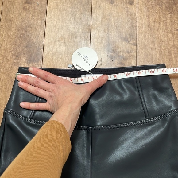 Patrizia Luca Milano faux leather leggings pants XS black shiny fleece lined NWT - Picture 6 of 14